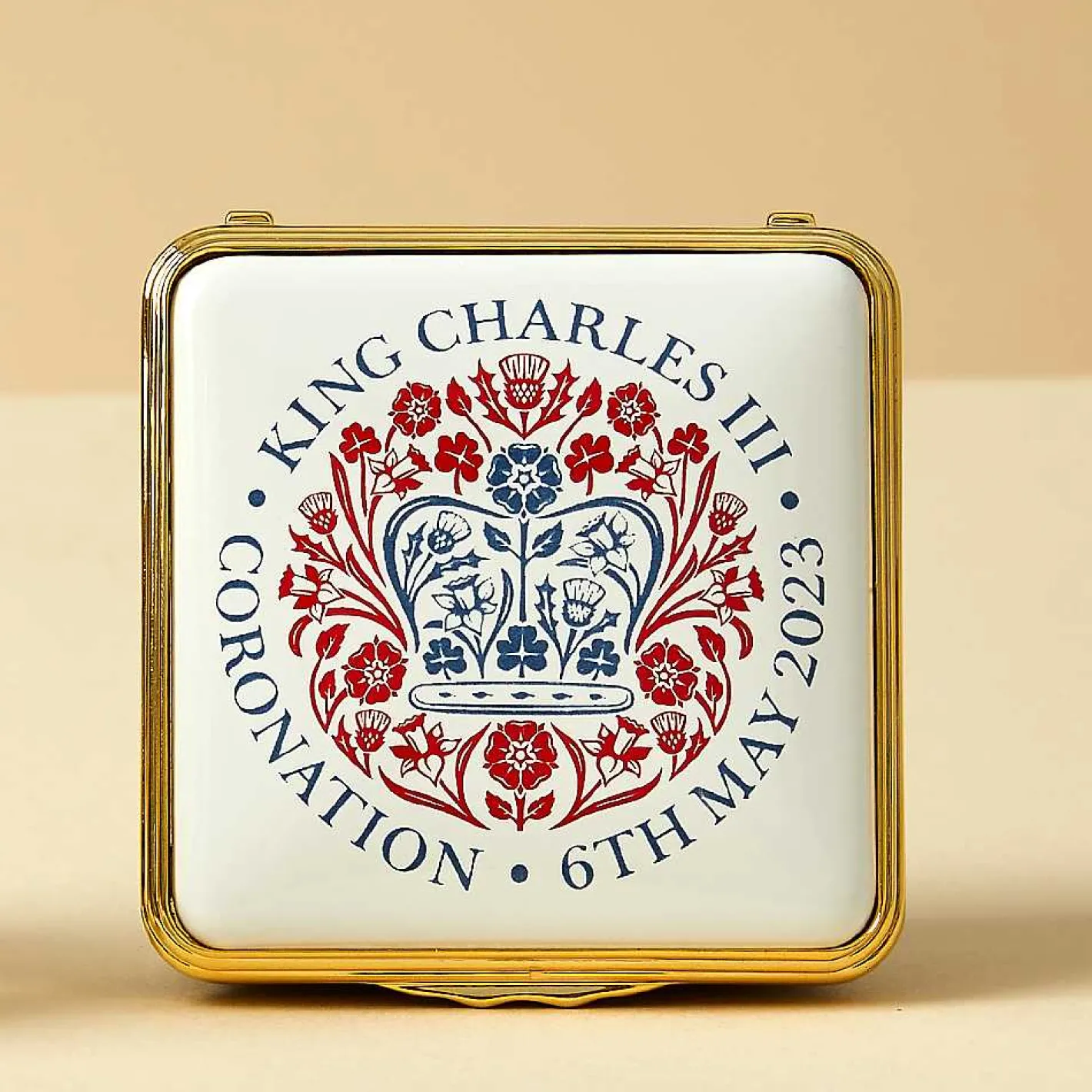 Halcyon Days The Royal Family*Coronation Emblem Enamel Box
