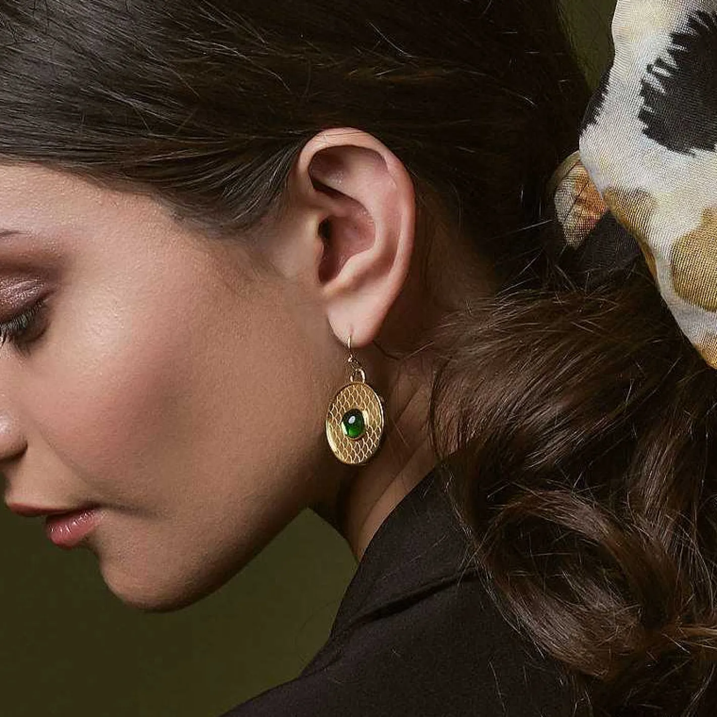 Halcyon Days Necklaces & Earrings*Salamander Cabochon Emerald & Gold Earrings