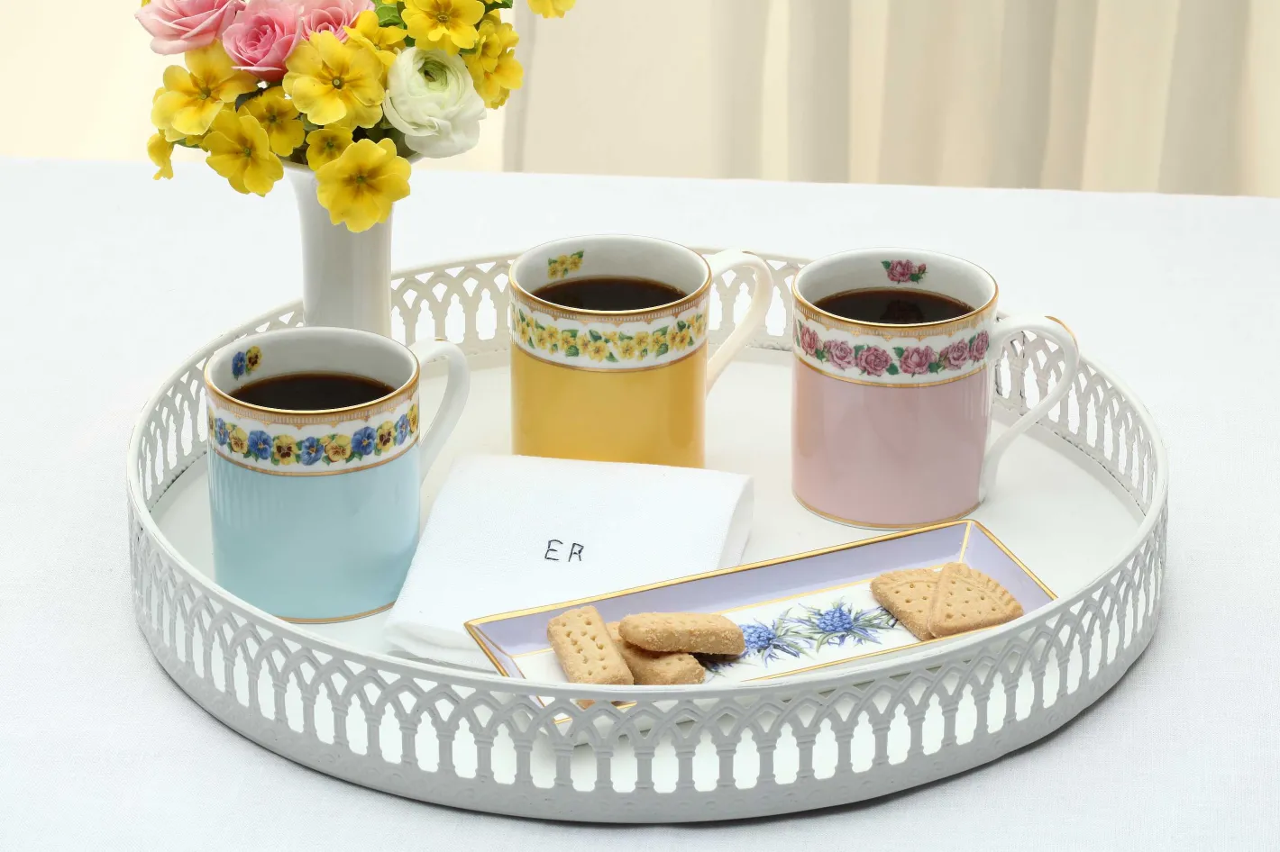 Halcyon Days Mugs*Shell Floral Primula Fine Bone China Mug |